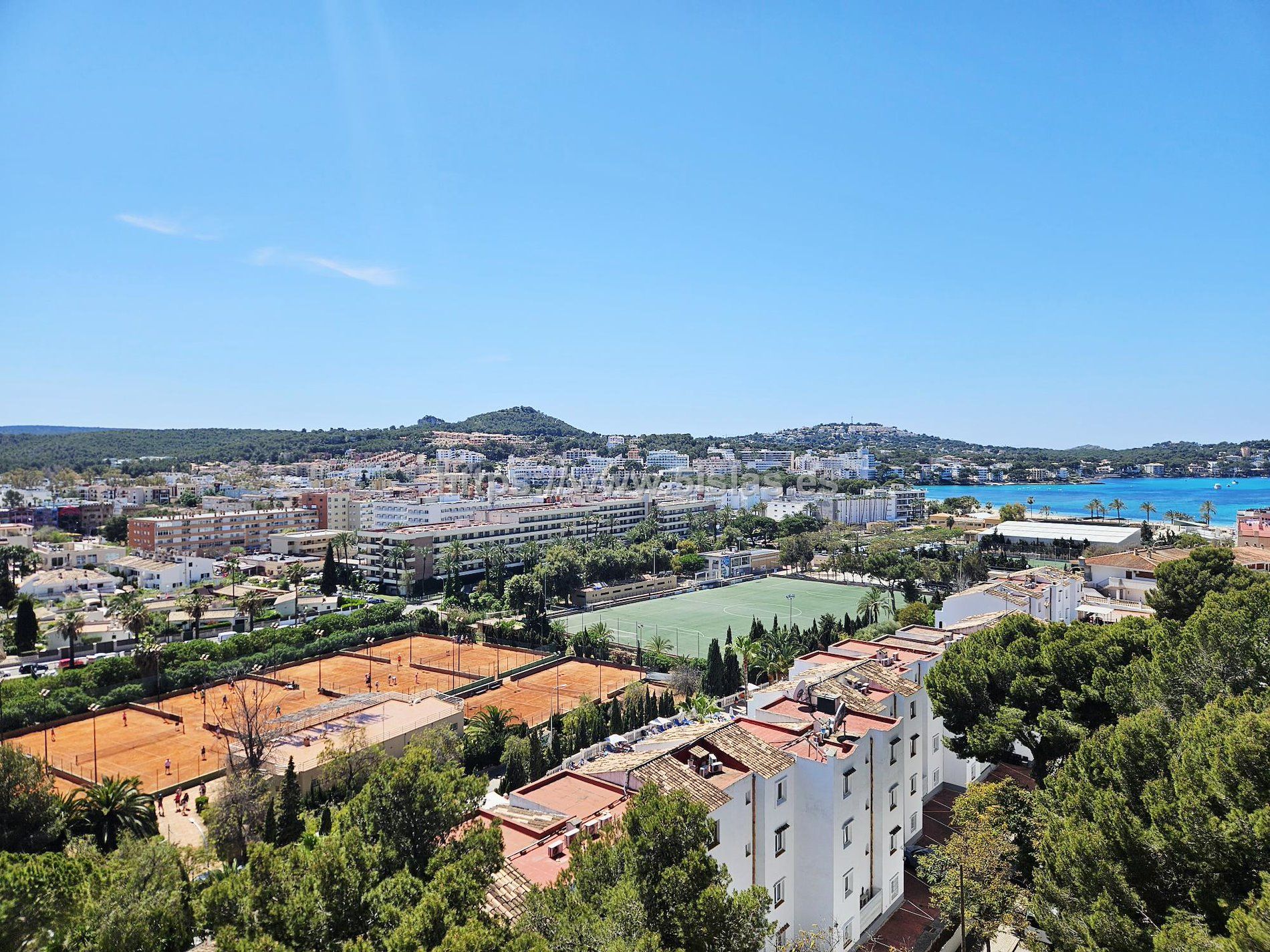 Santa Ponsa, piso reformado cerca  playa.