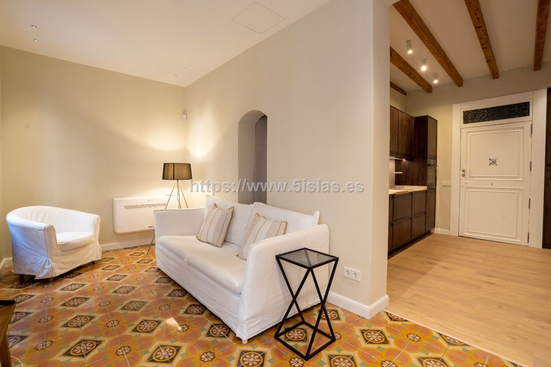 Zona Borne,  piso  en perfecto estado