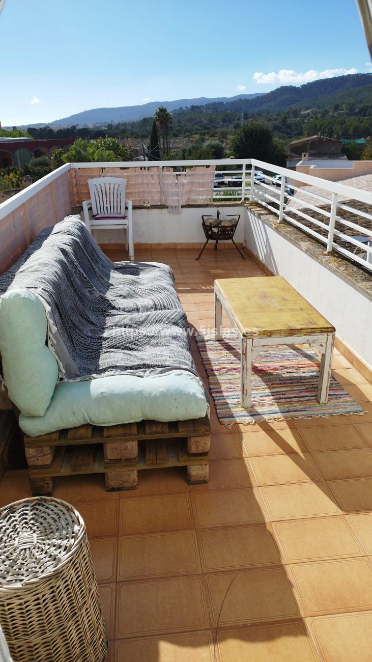 ático con terraza de una habitación 