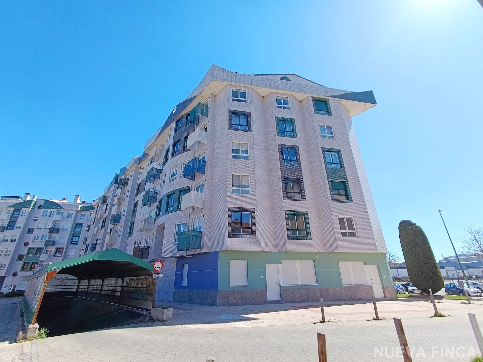 PISO / APARTAMENTO. BURGOS , area G3-VILLIMAR