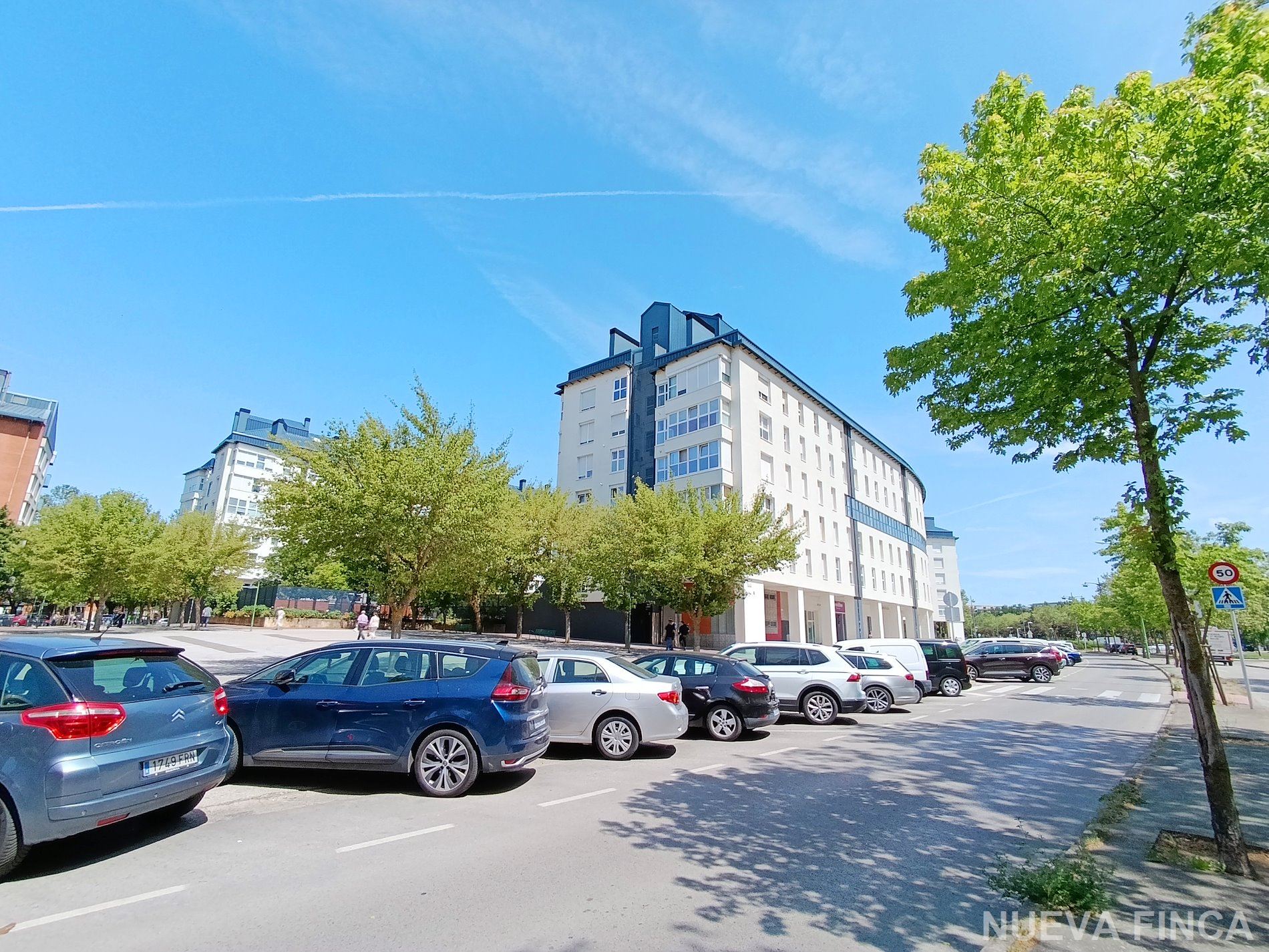 PISO / APARTAMENTO. BURGOS , Zona ALCAMPO