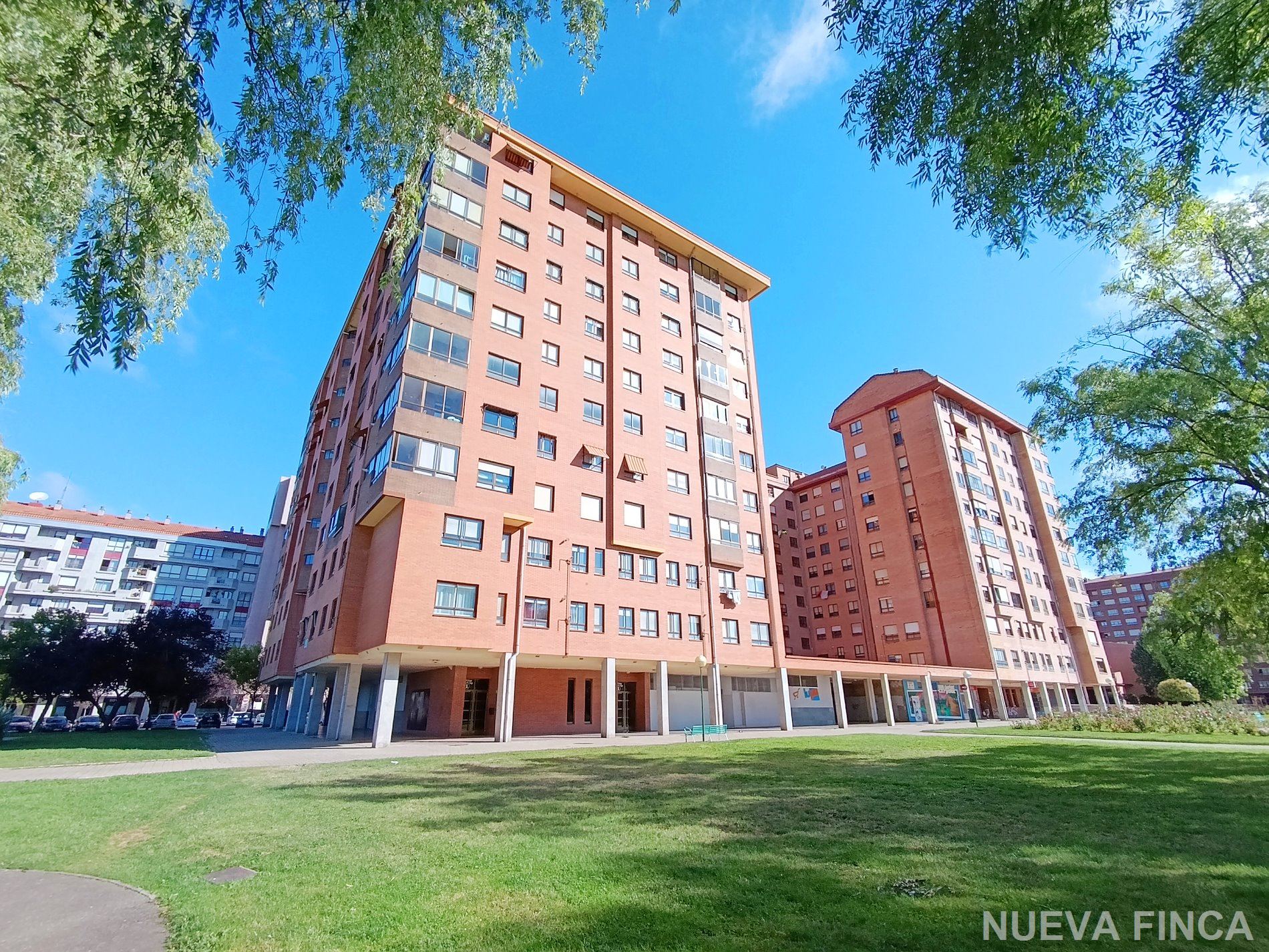 PISO / APARTAMENTO. BURGOS , area G3-VILLIMAR