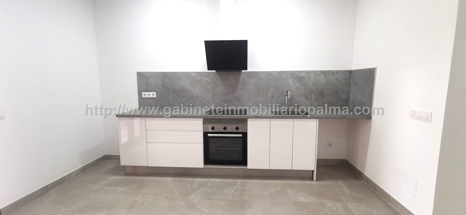 PLANTA BAJA en PORTOL