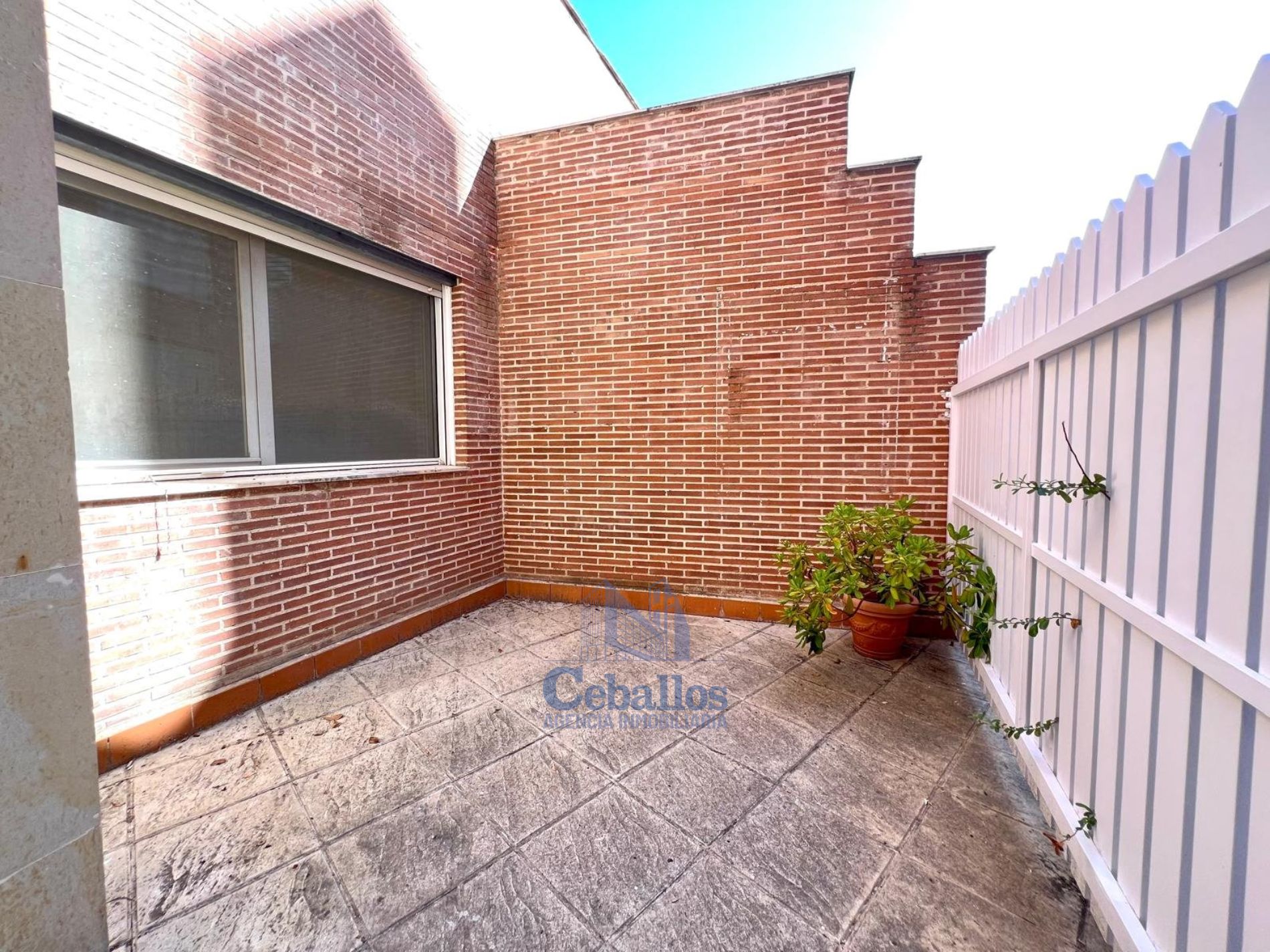 CHALET PAREADO en GUADALAJARA