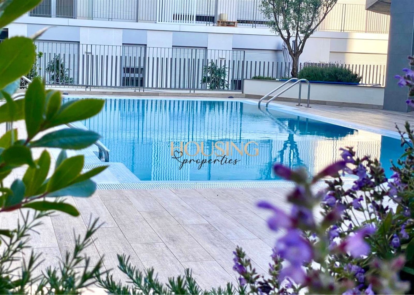 IN LUXURY RESIDENTIAL, BRAND NEW AND ONE MINUTE FROM PORTITXOL