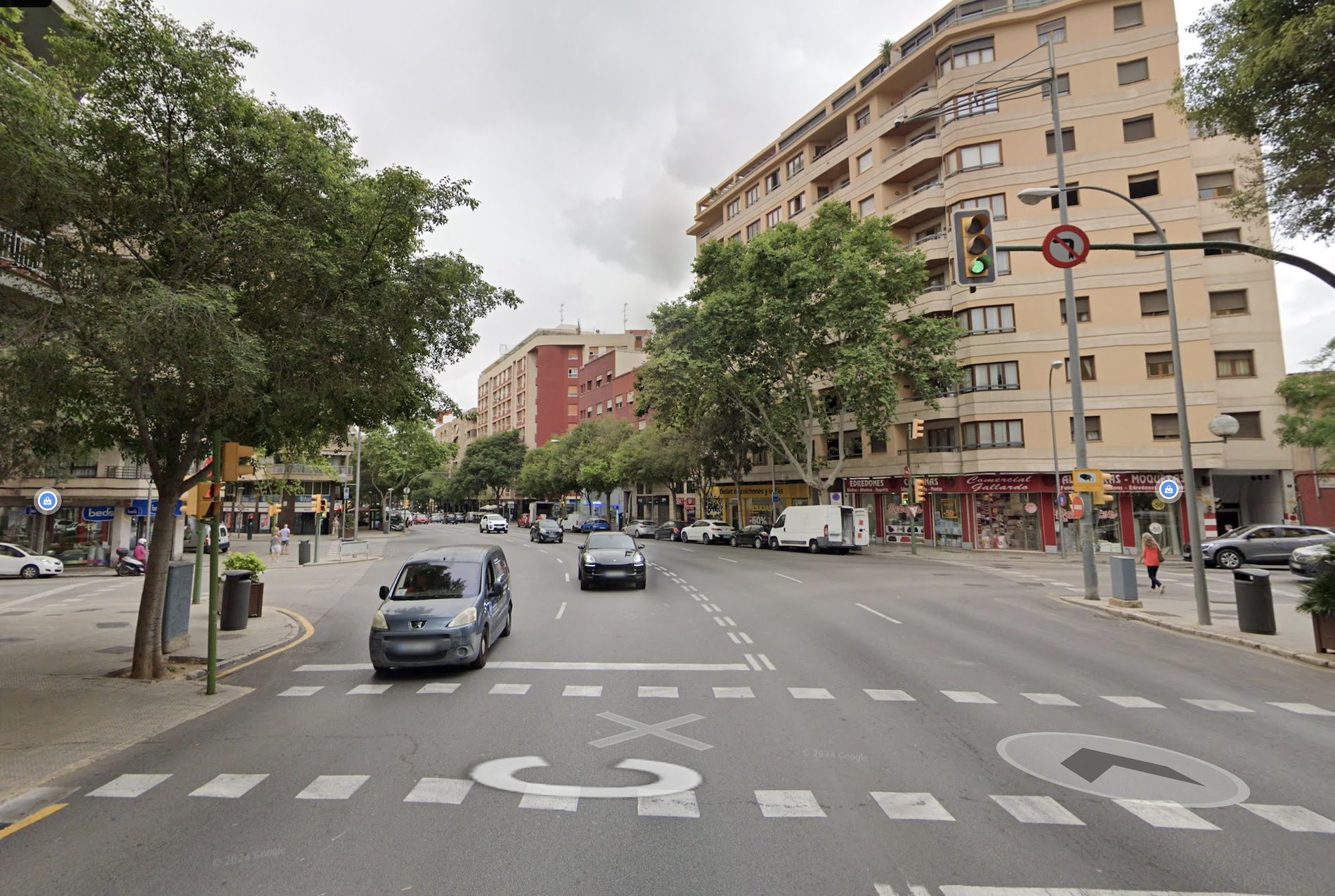 AMPLIO PISO CON TERRAZA EN LA CALLE ARAGÓN