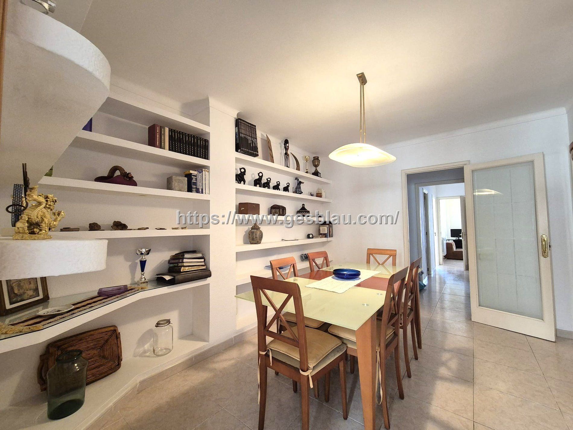 ✨ Piso céntrico de 3 habitaciones y 2 baños ✨con trastero