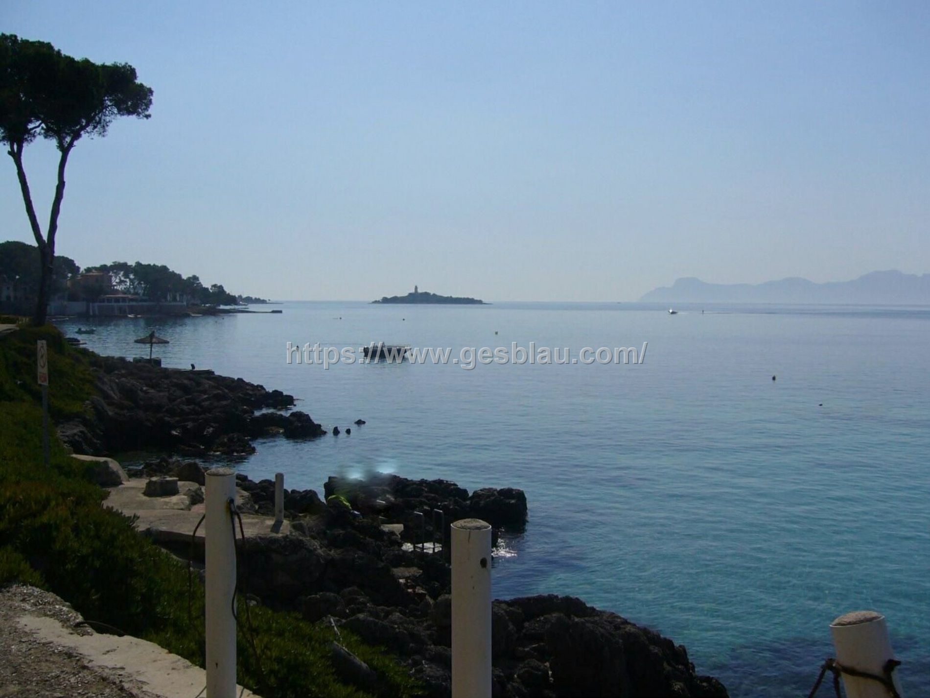 Terreno edificable en primera línea de mar – Alcanada, Alcudia