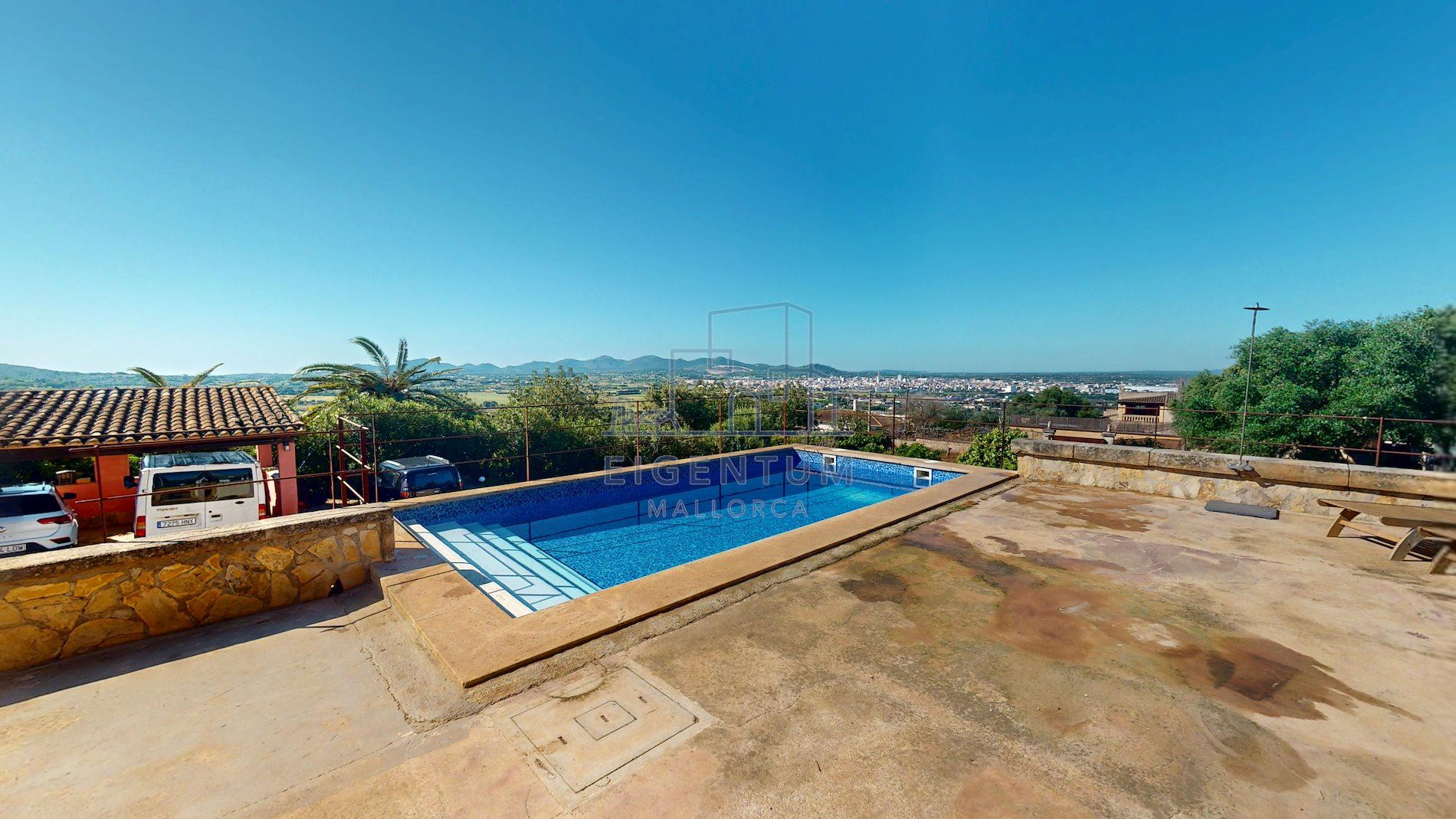 Traumfinca mit Pool und unverbaubarem Blick in die Landschaft