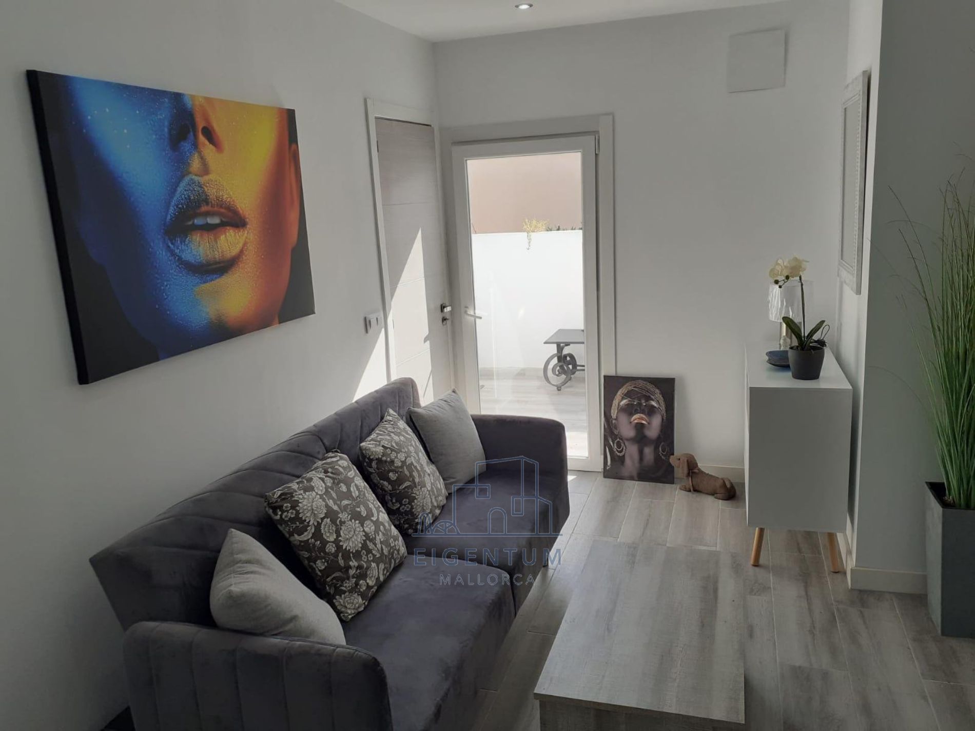 🏡 Se alquila casita de pueblo renovada con garaje y vistas al mar en el centro de Son Servera 🏡