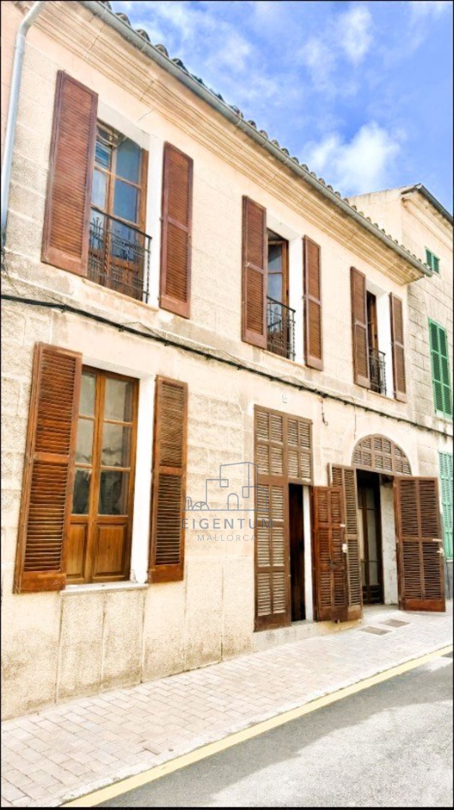 Auténtica casa de pueblo con gran potencial en Vilafranca de Bonany