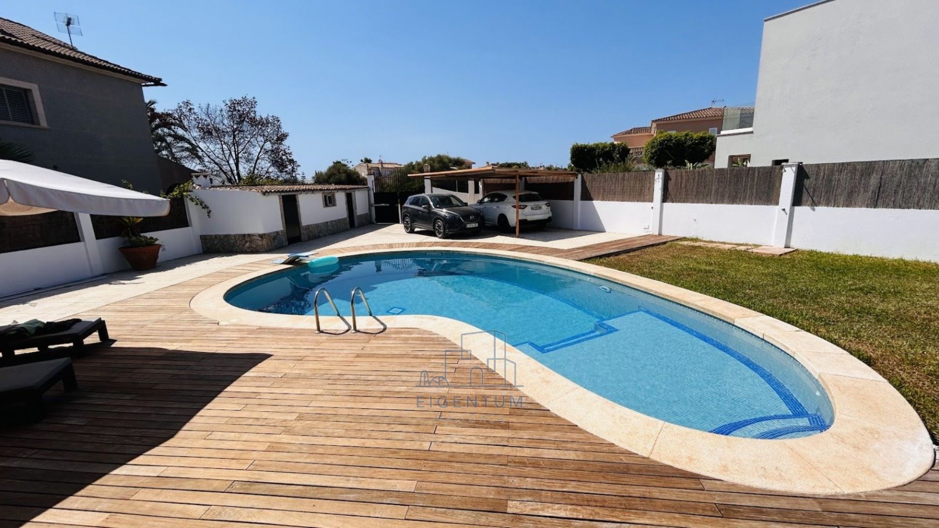 🏡 Chalet con piscina y amplias terrazas en Portocolom