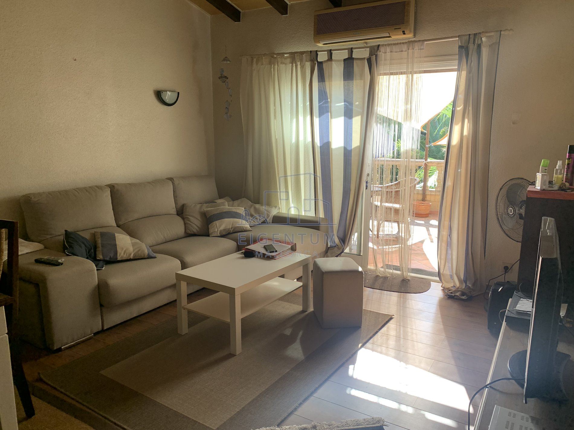 🌴 Helle Wohnung mit Terrasse in Sa Coma – nur 950 m vom Strand entfernt! 🏖️