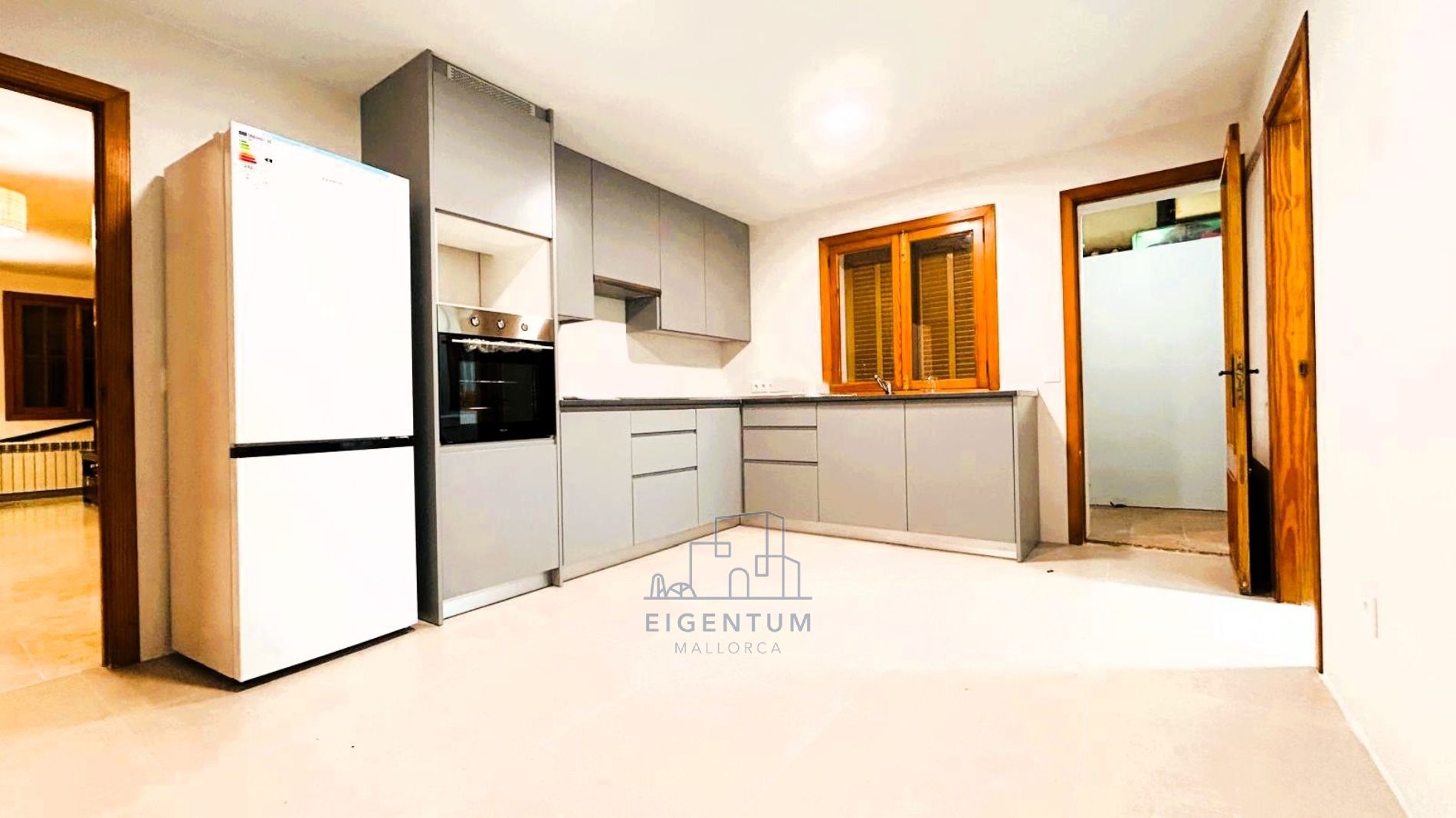  LUMINOSA PLANTA BAJA EN ALQUILER 