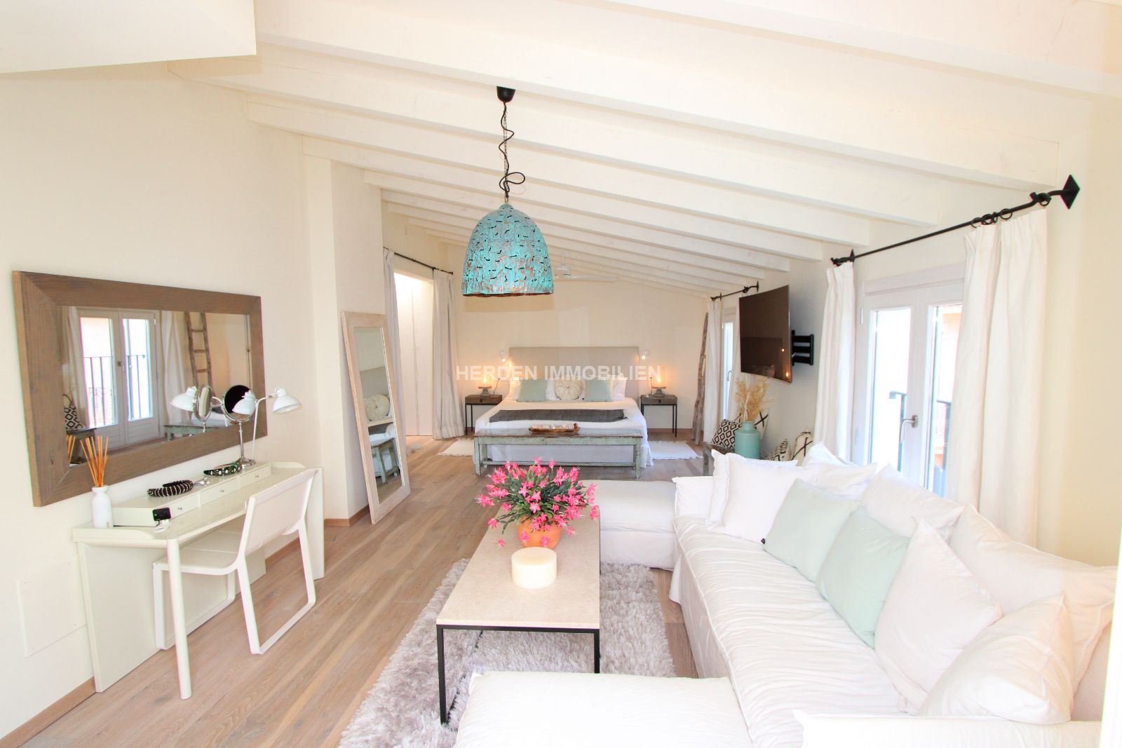 VILLA EN EL CASCO ANTIGUO EN EL CENTRO DE PALMA DE MALLORCA EN VENTA