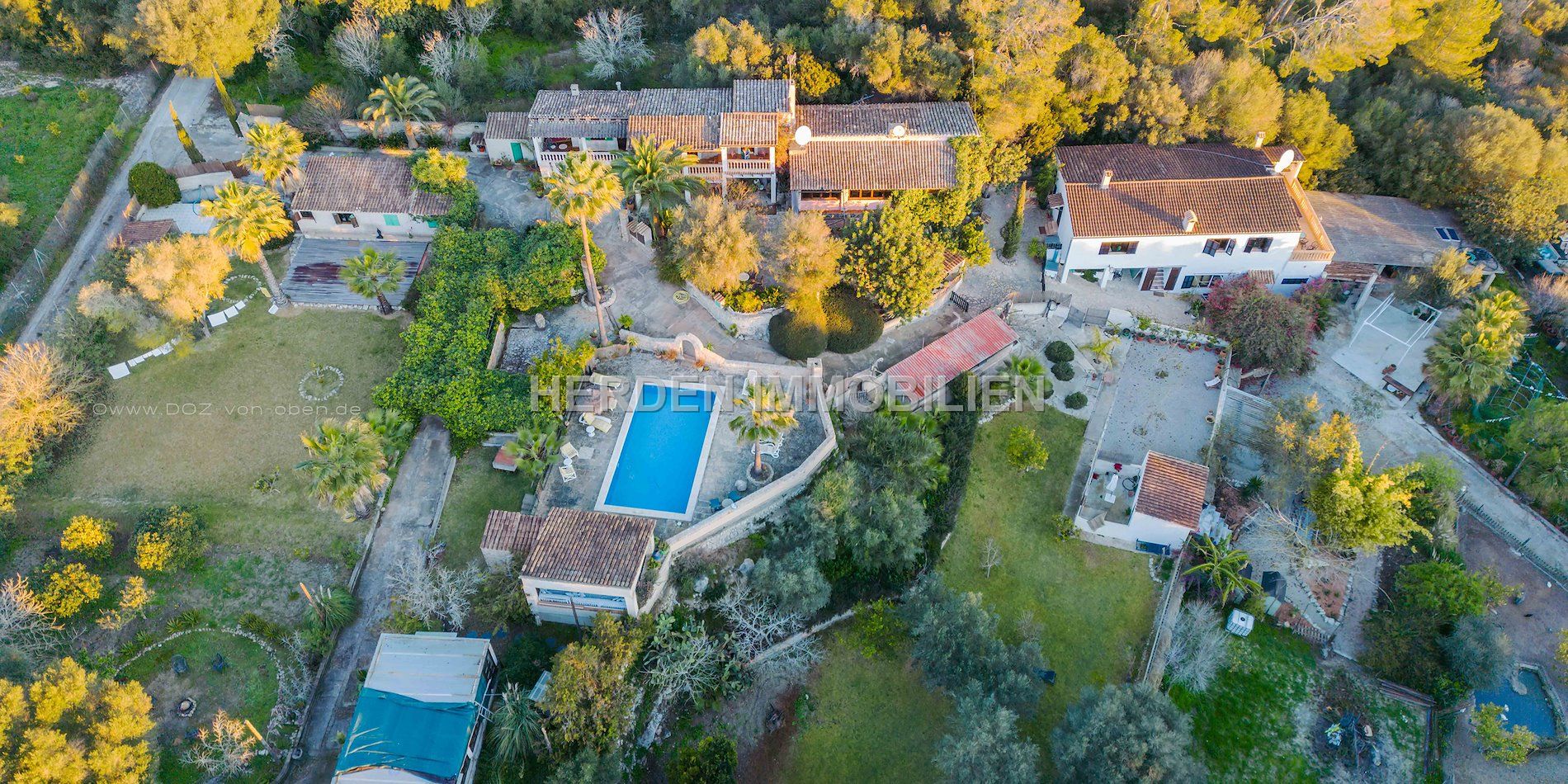 PRECIOSA FINCA CON LICENCIA ETV PARA ALQUILER EN MONTUIRI