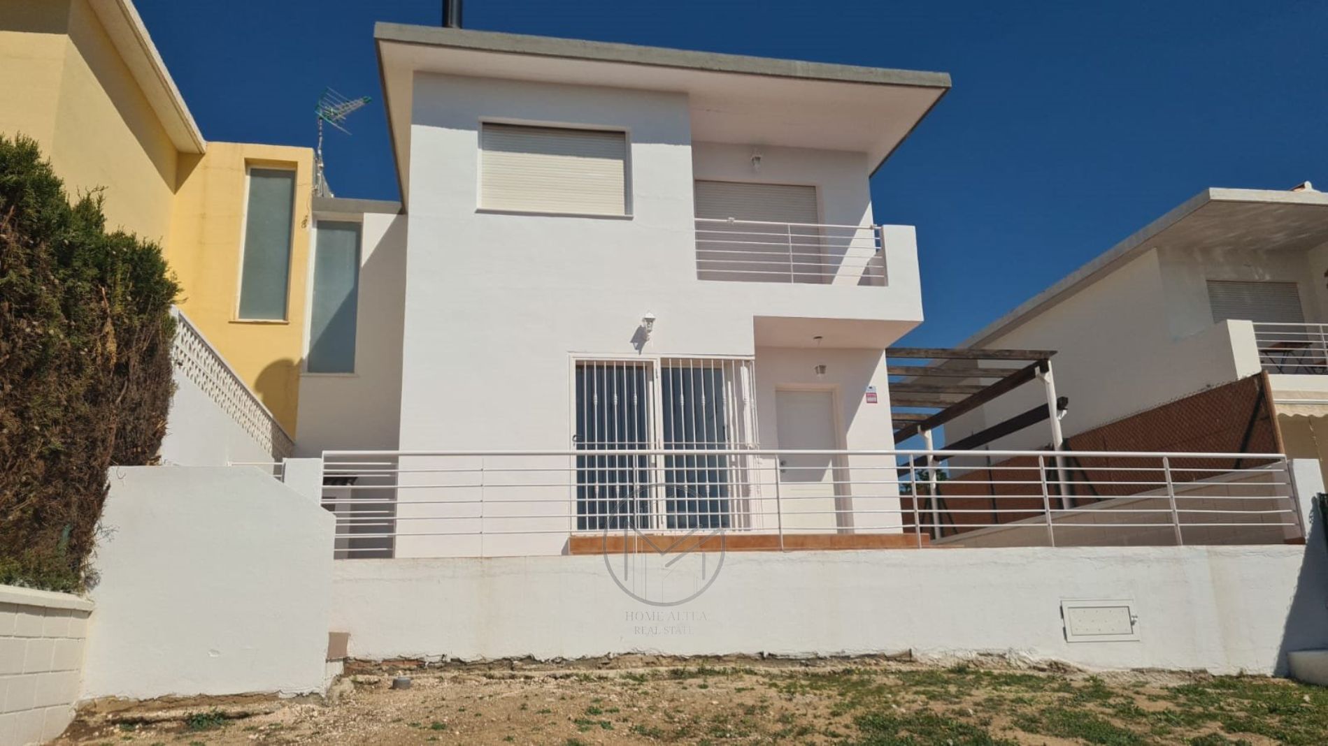 CHALET EN LA NUCIA
