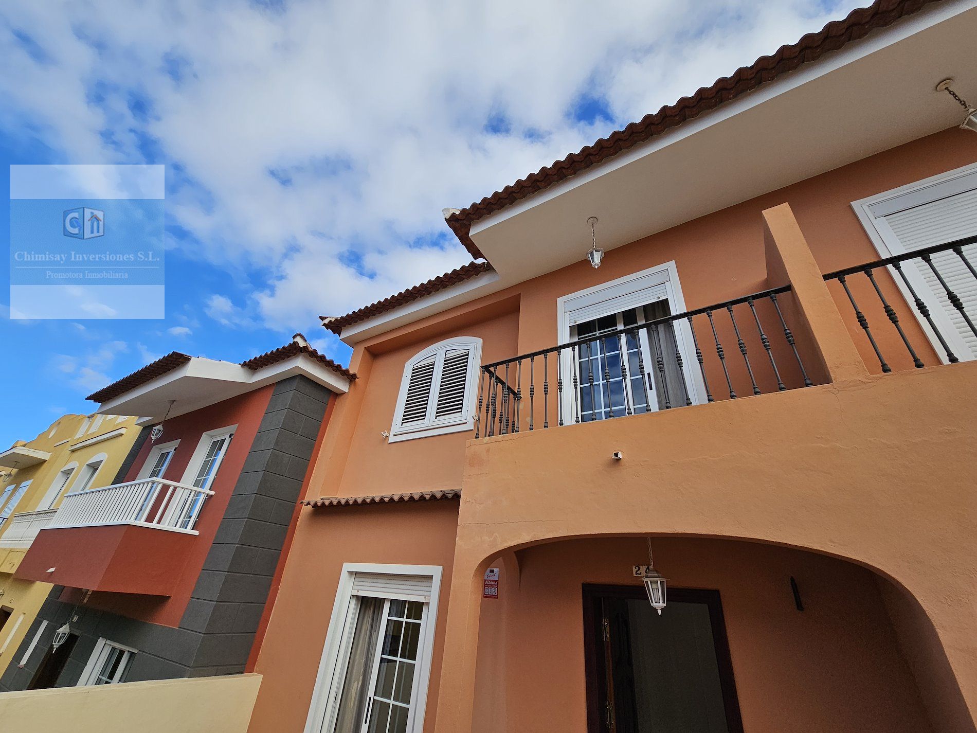 CHALET ADOSADO en SANTA URSULA