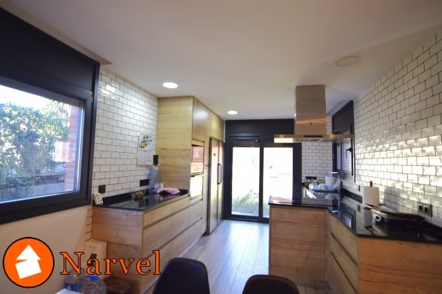 CASA A 4 VIENTOS ZONA ALTA MONTFLORIT