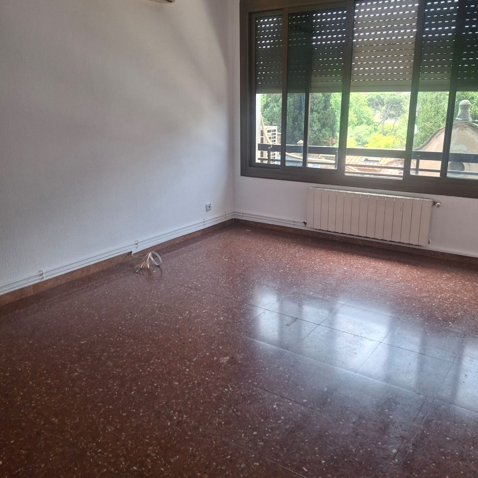 PISO DE 4 HABITACIONES EN AVDA. CATALUNYA