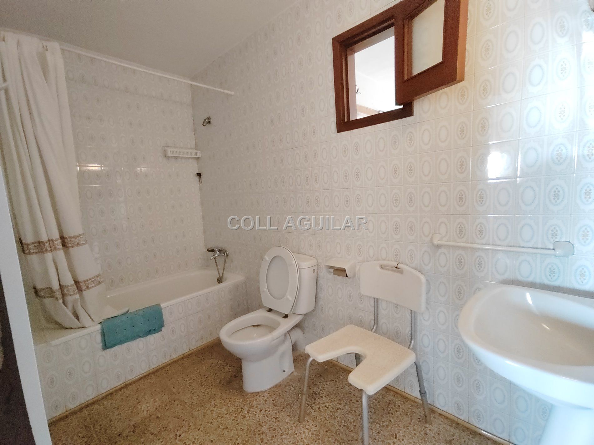 P-1505_8ce36f8d.jpg