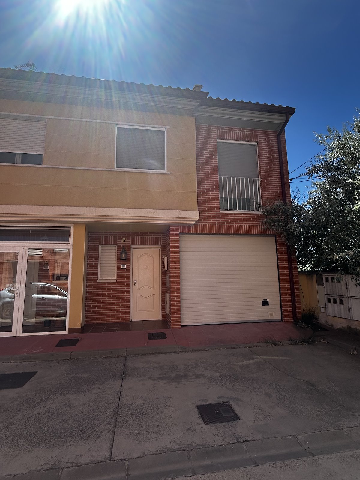 CHALET ADOSADO en BORJA